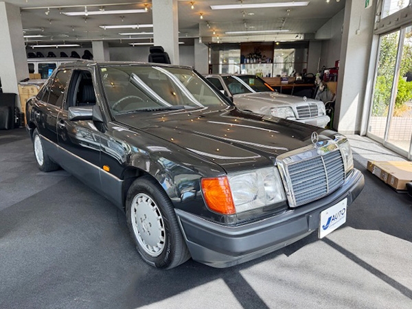 J-AUTO_ショールーム_メルセデスベンツ1.jpg